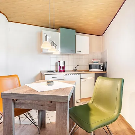 Marion Wilckens Apartment *