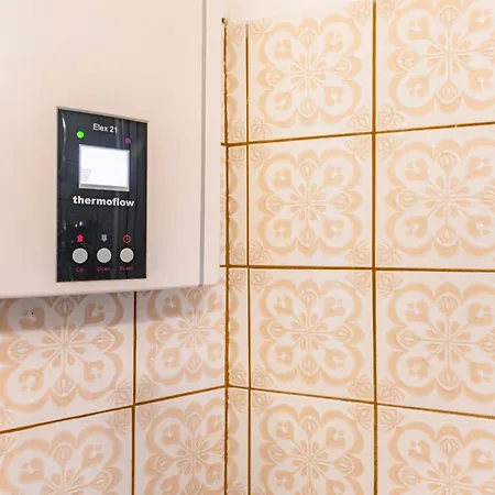 Marion Wilckens Apartment *